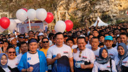 Momen AHY Diserbu Warga saat Merdeka Run di Monumen Reog Ponorogo