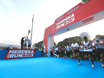 Hampir 8.000 Peserta Meriahkan Merdeka Run 8.0 K di Kawasan Monas dan Istana Merdeka