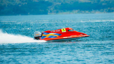 Hasil Sprint Race F1 Powerboat 2025 Toba, Pebalap Swedia dan Uni Emirat Arab Juara