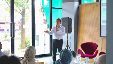 Kemenko PM Uji Publik Program Berdaya Berusaha Bersama Pelaku Usaha Kreatif Bandung