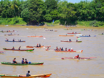 Puluhan Peserta Meriahkan Lomba Perahu Ketek 2025 di Muba