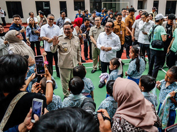 Penyerahan Kunci Hunian Rusunawa PIK Pulogadung
