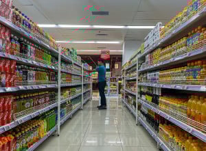 DPR dan Pemerintah Sepakat Terapkan Cukai Minuman Berpemanis Dalam APBN 2026