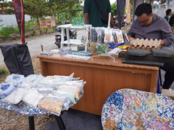 Tukar Sampah Plastik jadi Sembako, Cara Anak Muda di Padang Hasil Cuan dari Kreativitas
