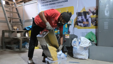 PLN dan Rappo Indonesia Ubah Sampah Plastik Jadi Produk Bernilai