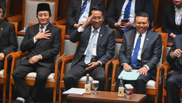 Rapat Paripurna DPR RI Sahkan Pembentukan Kementerian Haji dan Umrah serta Persetujuan Naturalisasi 9 Atlet