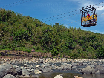 Gondola Penghubung Antar Dusun