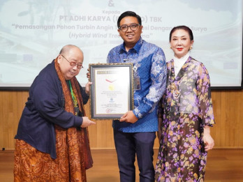 Pasang Hybrid Wind Tree di Jalan Tol, Jasa Marga Sabet Penghargaan MURI