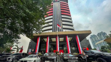 KPK Kejar Pihak yang Pindahkan Mobil Mewah dari Rumah Dinas Immanuel Ebenezer
