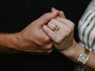 Harga Cincin Tunangan Taylor Swift dan Travis Kelce Ditaksir hingga Rp81 Miliar