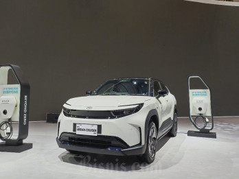 Astra (ASII) Ungkap Strategi Hadapi Serbuan Mobil Listrik China