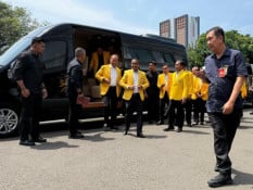 Bahlil dan Pengurus Golkar Temui Prabowo di Istana