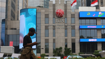 Rotasi Dana Investor Asing Poles Saham Lapis Dua Jadi Primadona Baru