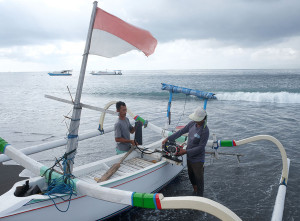 Hemat Biaya dan Ramah Lingkungan, Nelayan Bali Beralih ke Perahu Listrik