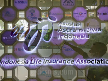 Warga RI Lebih Pilih Cicil Bayar Asuransi, Premi Tunggal Turun 9,6% per Semester I/2025
