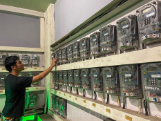 ESDM Ungkap 1,28 Juta Rumah Tangga Belum Dapat Akses Listrik