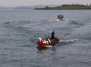 Sebrangi Laut Tiap Hari Demi Sekolah