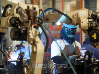 Impor Truk China Rambah Pasar di Luar Tambang, Produsen Komponen Bersiap PHK Massal