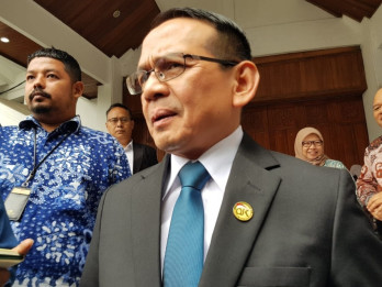 Outstanding Kredit Pinjol Rp83 Triliun, Peminjam Mayoritas Perempuan
