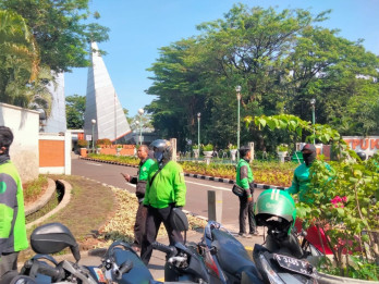 Affan Kurniawan Dimakamkan di TPU Karet Bivak Pagi Ini, Driver Ojol Mulai Berdatangan