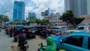 Pemakaman Affan Kurniawan Dihadiri Ribuan Ojol, Kondisi Lalu Lintas di TPU Karet Padat