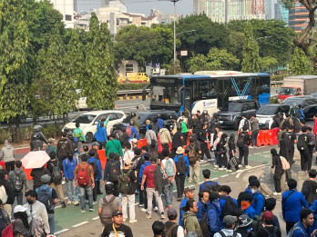 Polda Metro Jaya Jebol! Massa Aksi Merangsek dan Teriak Jemput Kapolda