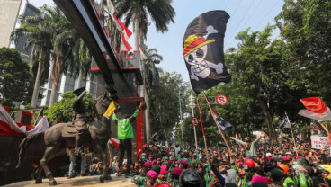 Ini Foto Kerusuhan di Mako Brimob, Pendemo Marah Ditembaki Gas Air Mata