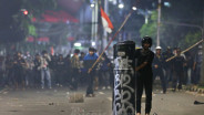 Amnesty International Kecam Kekerasan Aparat terhadap Pengunjuk Rasa Demo Gaji DPR