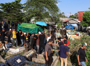 Pemakaman Korban Kericuhan DPRD Kota Makassar