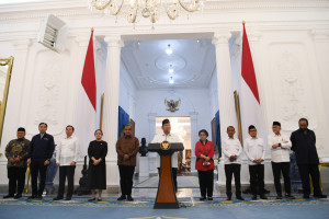 Prabowo Minta TNI-Polri Tegas terhadap Perusuh dan Pelaku Penjarahan