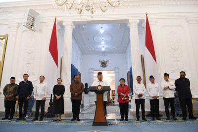 Prabowo Minta TNI-Polri Tegas terhadap Perusuh dan Pelaku Penjarahan