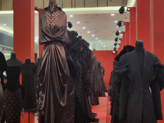 Tiga Maestro Mode bakal Tampilkan Koleksinya di Fashion Nation XIX