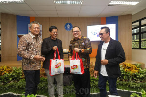 Bisnis Indonesia Goes to Campus 2025: Siapkan Mahasiswa IPB Hadapi Dunia yang Terus Berubah