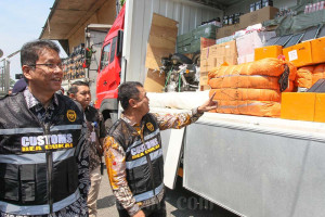 Pemerintah Berkomitmen Menertibkan Produsen dan Peredaran Rokok Ilegal