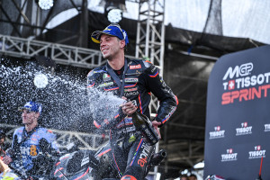 Marco Bezzecchi Juara Sprint Race MotoGP Indonesia