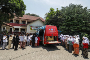 Sosialisasi Penggunaan Internet Sehat