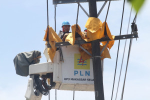 Tekan Harga Listrik, ESDM dan PLN Lakukan Dedieselisasi di Kawasan Timur