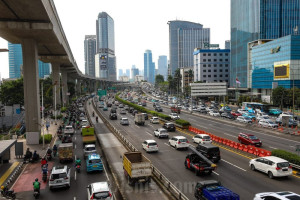 Jasa Marga Terima Klaim Asuransi Rp7,3 Miliar dari Jasindo untuk Perbaikan Fasilitas Tol