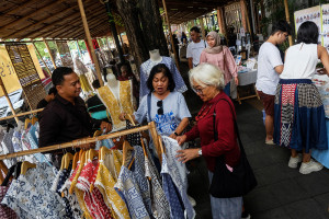 Solo Art Market Tampilkan Karya UMKM Lokal