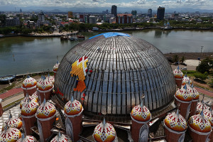 Rehabilitas Masjid 99 Kubah Makassar