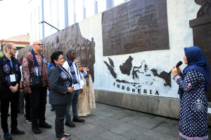 Seminar Internasional Peringatan 70 Tahun KAA di Blitar
