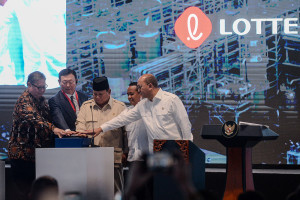 Presiden Resmikan Pabrik Lotte Chemical Indonesia di Kota Cilegon