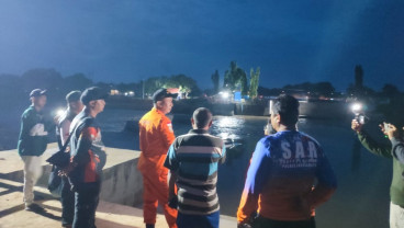Dua Mahasiswa Hilang Terbawa Arus Saat Rafting di Sungai Cimanuk Indramayu