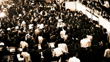 Deretan Emiten Veteran Pionir IPO di Bursa, 4 Dekade Melintas Zaman