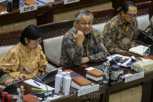 Raker Komisi XI DPR Dengan Bank Indonesia