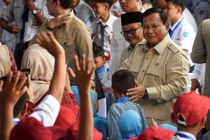 Presiden Prabowo Luncurkan Program Digitalisasi Pembelajaran di Bekasi