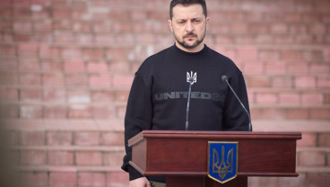 Warga Ngamuk Korupsi Merajalela, Ukraina Pecat Dua Menteri