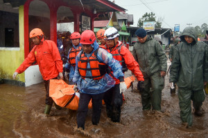 Longsor di Malalak Timur Agam