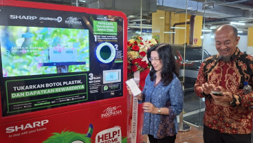 Peduli Sampah Plastik, Sharp Boyong Mesin RVM ke Plaza Indonesia