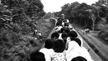 4 Dekade Sektor Transportasi Umum: Perkeretaapian, Tol Laut, hingga Penerbangan